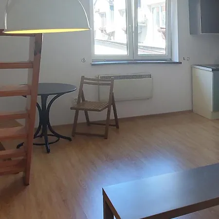 Take A Rest In The Center Of Krakow, Zyblikiewicza Apartment *